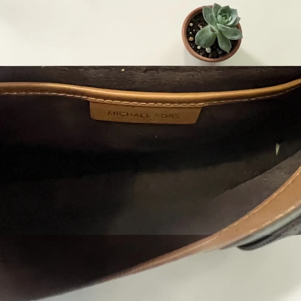 Michael Kors Shoulder Bag Womens Small Luggage Brown Excellent MK Logo Leather‎